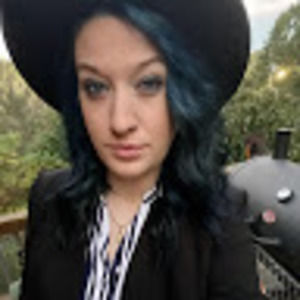 Meet your Posher, Gabriella